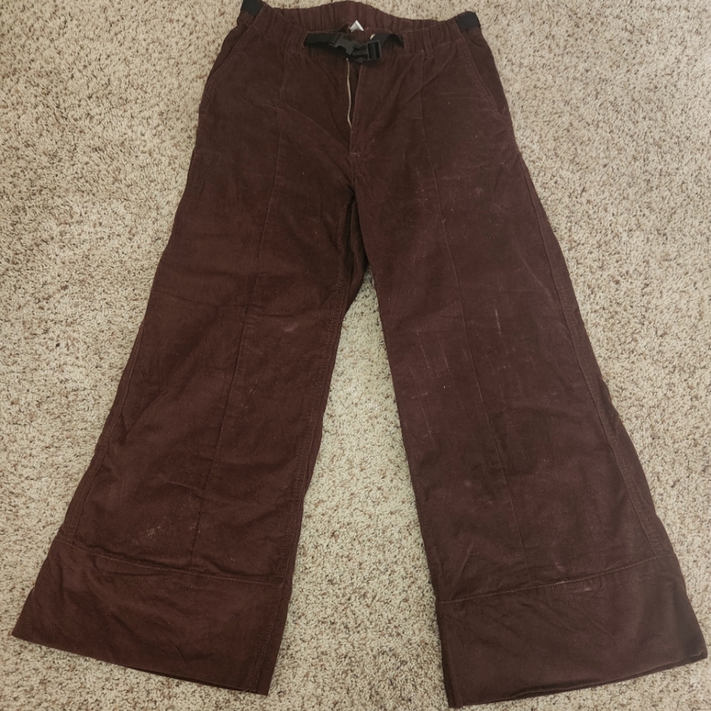 North Face wide leg courduroy pants.